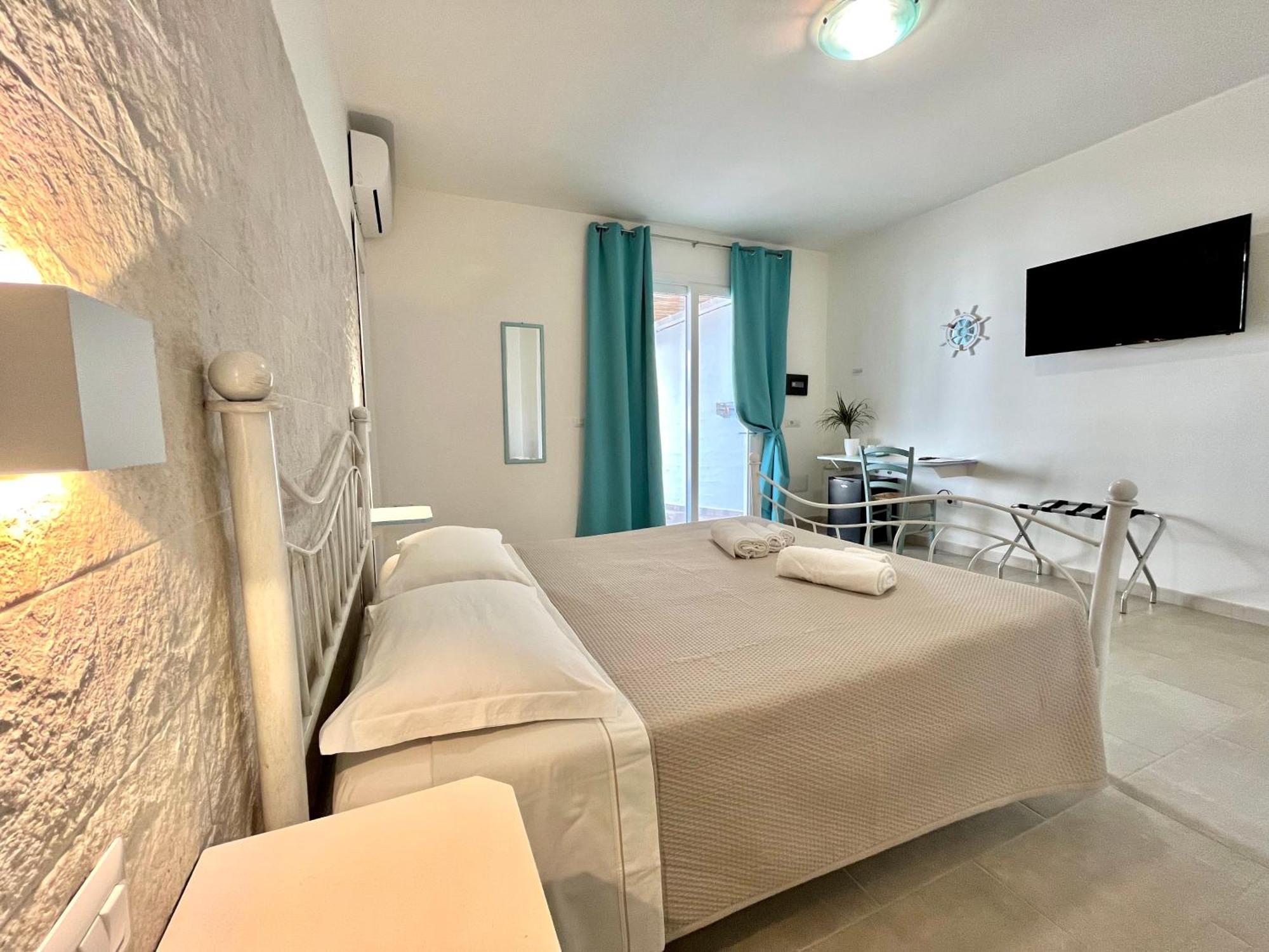 פורטו פינו Angolo Mare Apartments & Rooms מראה חיצוני תמונה