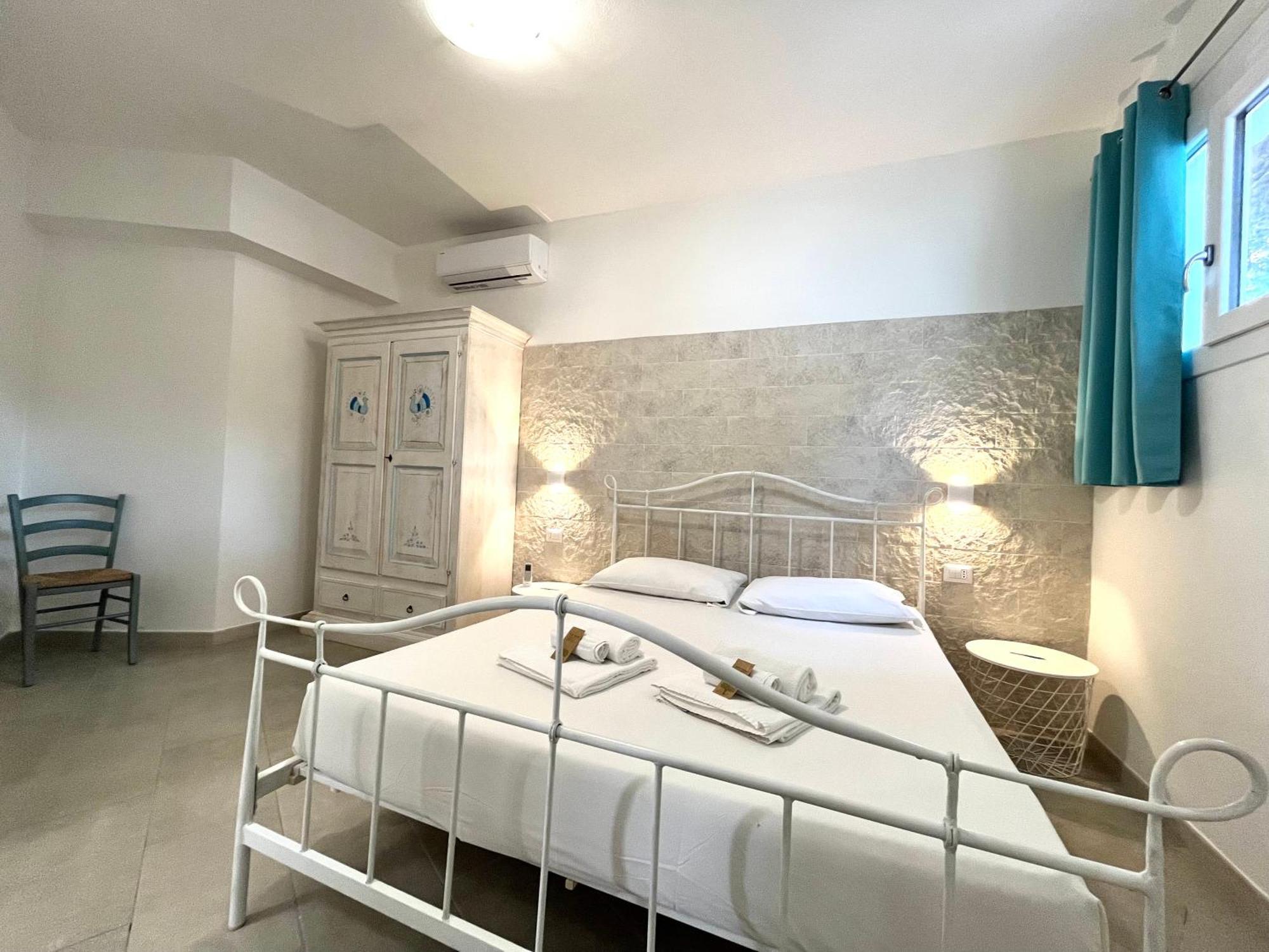 פורטו פינו Angolo Mare Apartments & Rooms מראה חיצוני תמונה